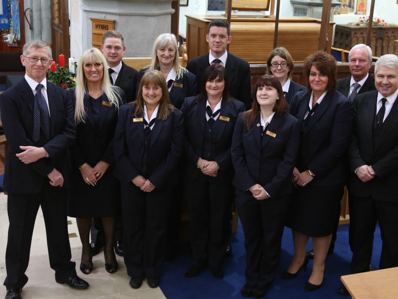 Who Do You Call When A Loved One Dies At Christmas? | Funeral Guide